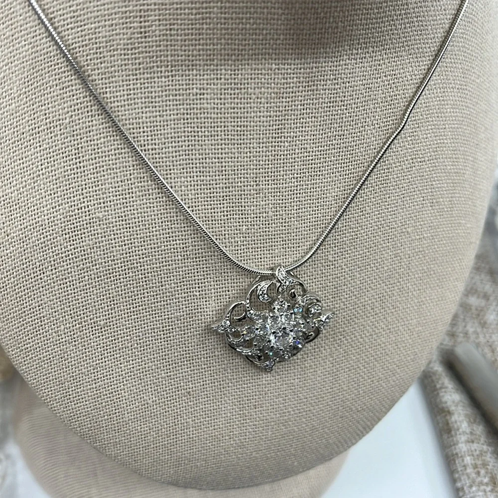 Beautiful Absolute 925 Italy Sterling Silver Necklace with CZ Pendant - Picture 10 of 15